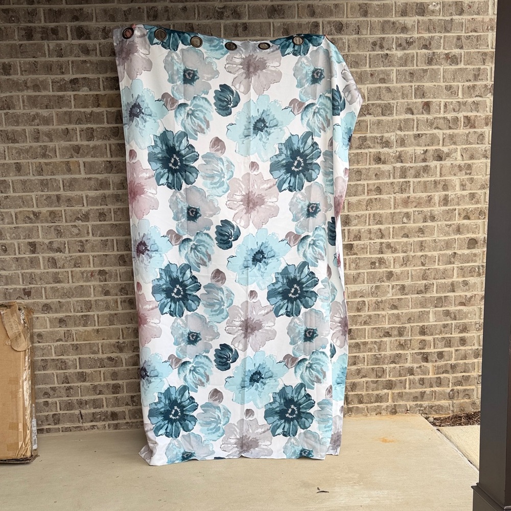 Elegant Floral Curtains in Blue and Grey (Set of 3)